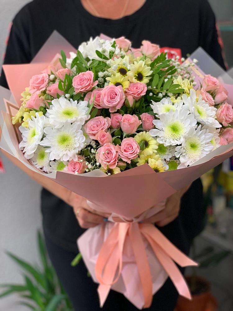 Букет цветов из: Розы и Хризантемы в Сурхахи