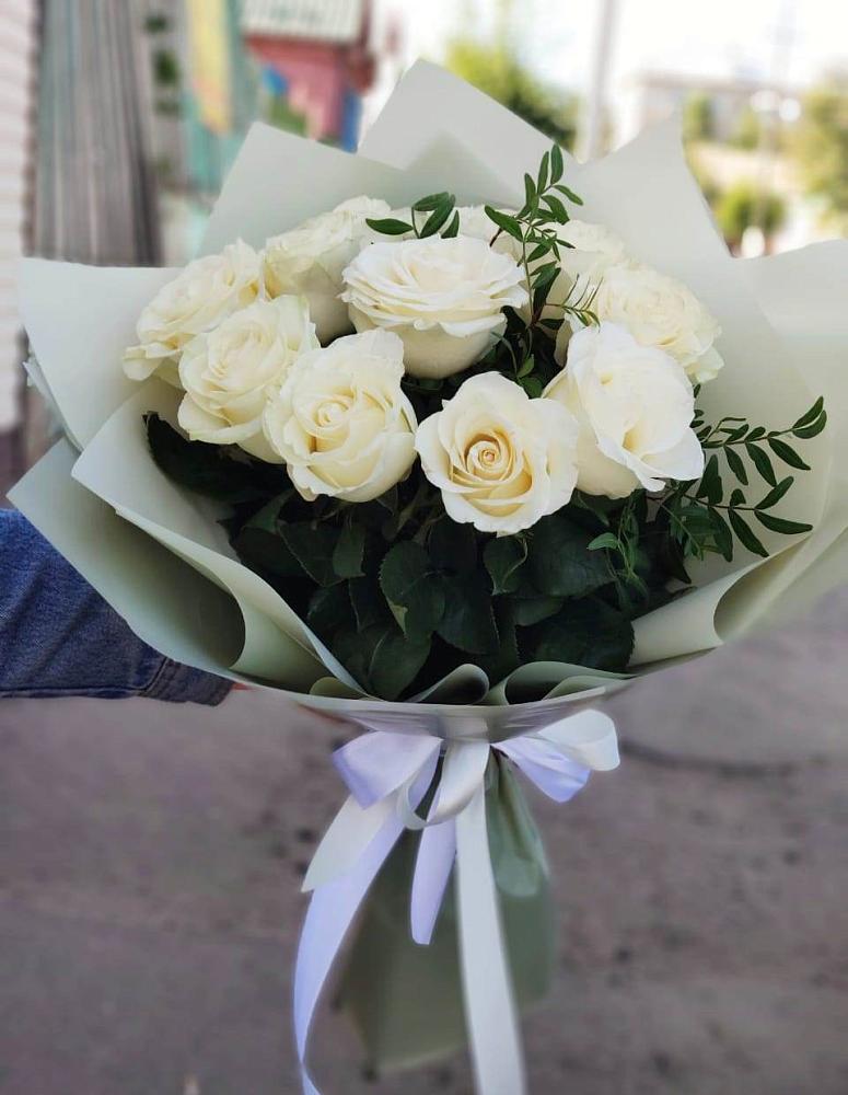 Букет Белые розы Проуд в Сурхахи