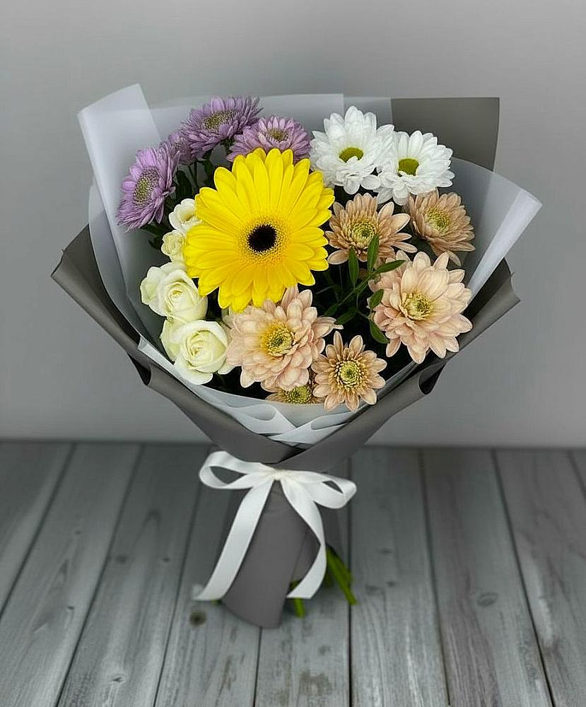 Букет цветов из: Розы, Герберы и Хризантемы в Сурхахи