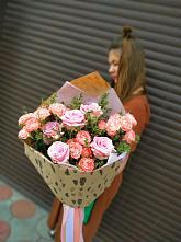 Букет цветов из:  Розы #REPLACE_PRED# Сурхахи