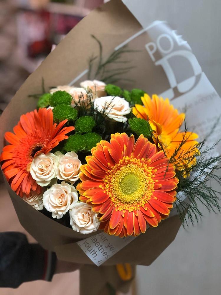 Букет цветов из: Герберы, Хризантемы и Розы в Сурхахи